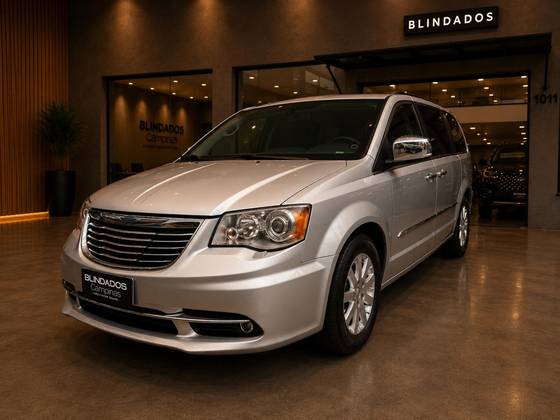 CHRYSLER TOWN & COUNTRY 3.6 LIMITED V6 24V GASOLINA 4P AUTOMÁTICO
